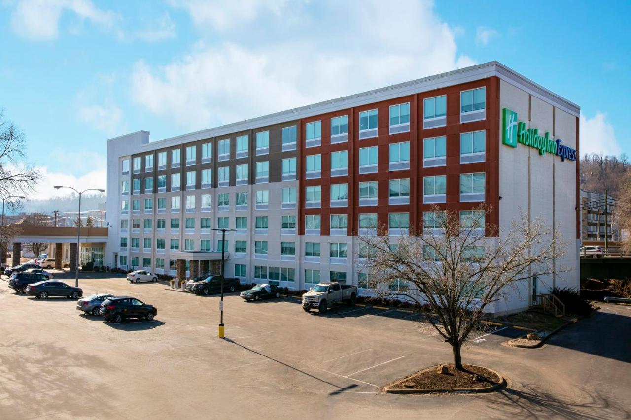 Holiday Inn Express Charleston-Civic Center By Ihg Εξωτερικό φωτογραφία
