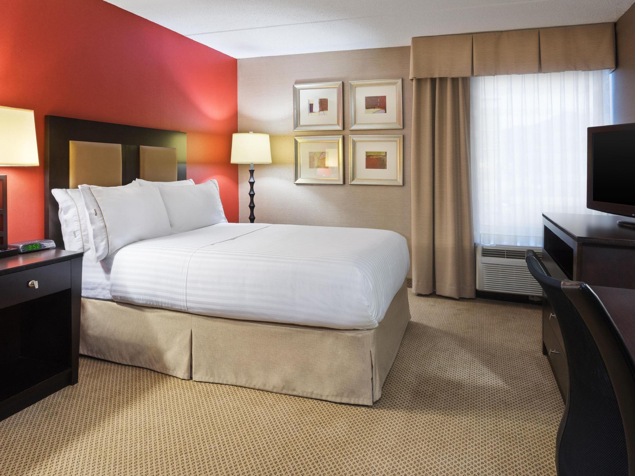 Holiday Inn Express Charleston-Civic Center By Ihg Εξωτερικό φωτογραφία