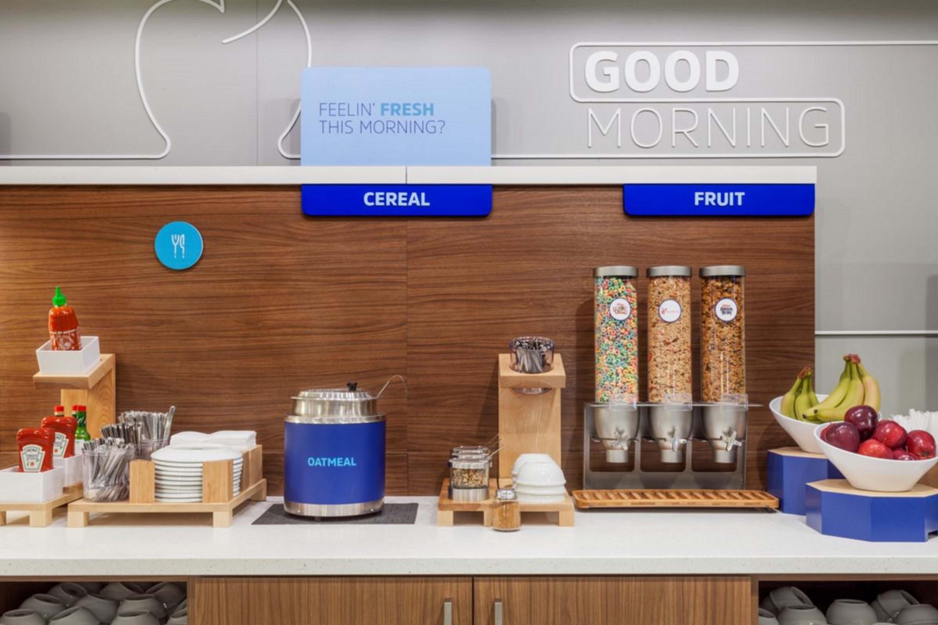 Holiday Inn Express Charleston-Civic Center By Ihg Εξωτερικό φωτογραφία