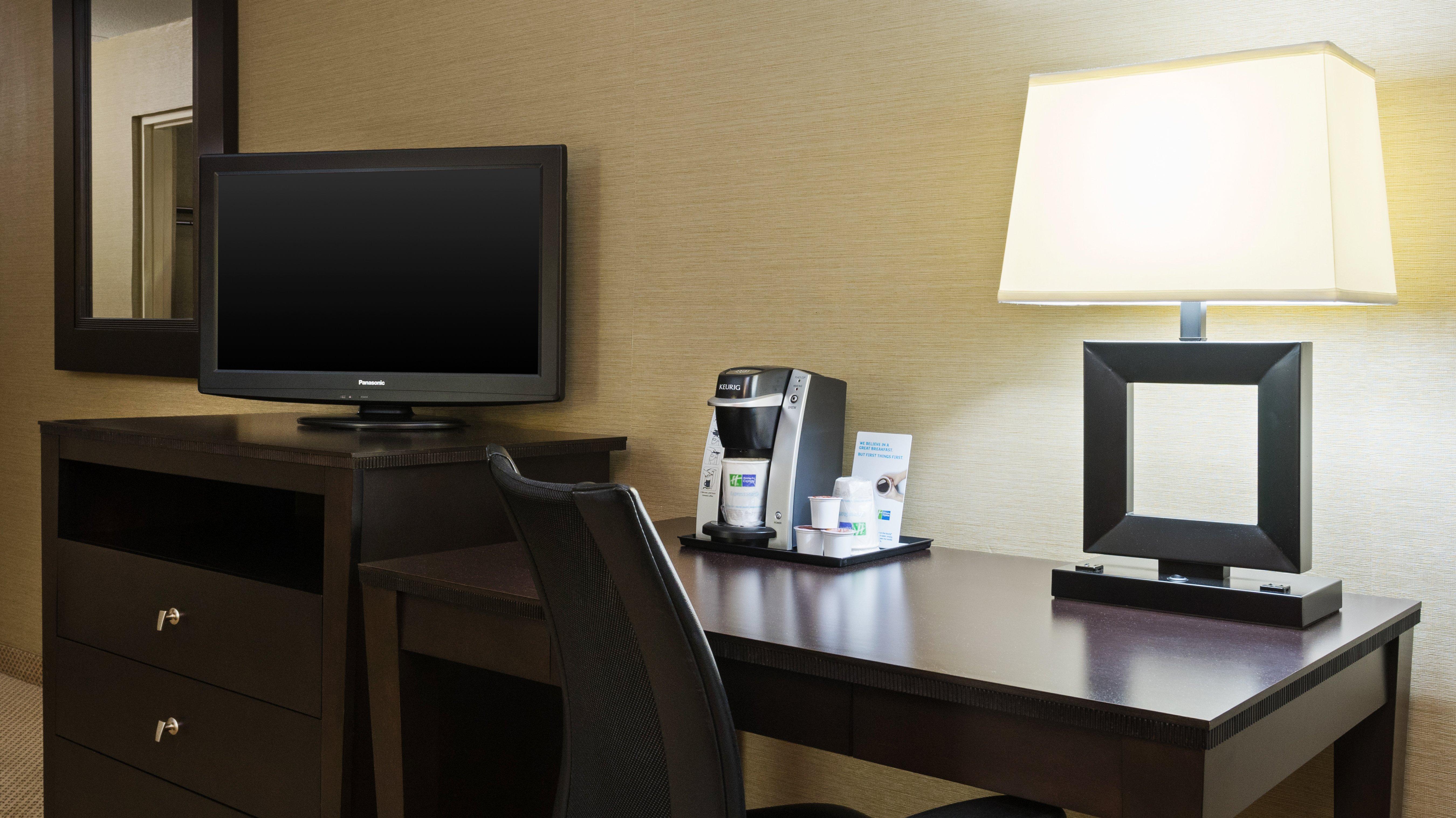 Holiday Inn Express Charleston-Civic Center By Ihg Εξωτερικό φωτογραφία