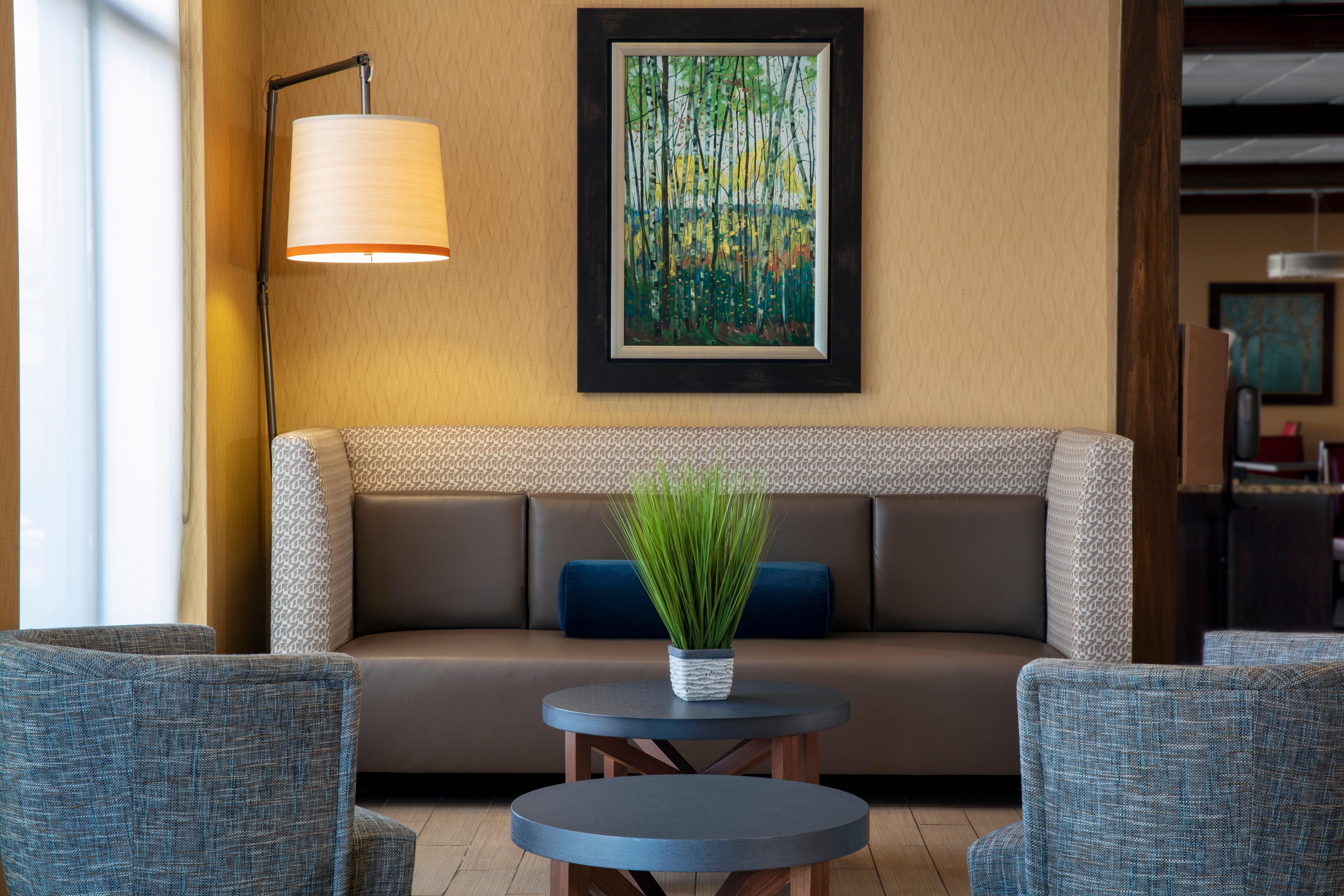 Holiday Inn Express Charleston-Civic Center By Ihg Εξωτερικό φωτογραφία